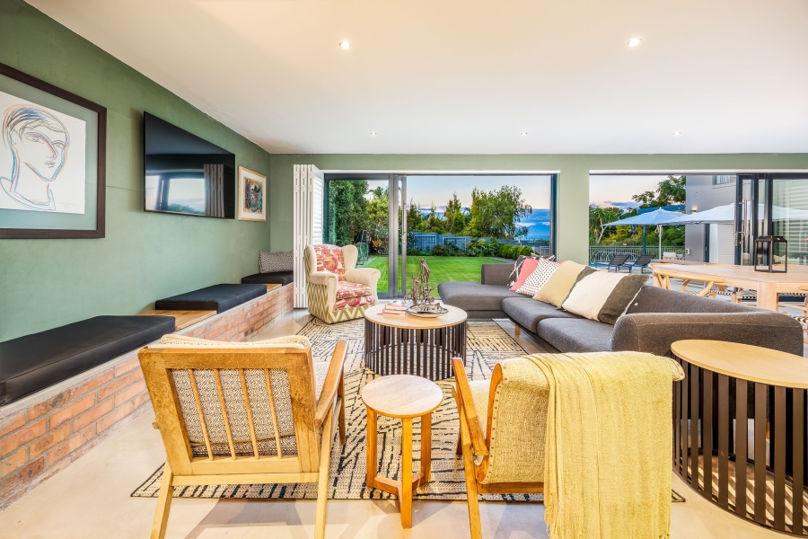 5 Bedroom Property for Sale in Aurora Western Cape